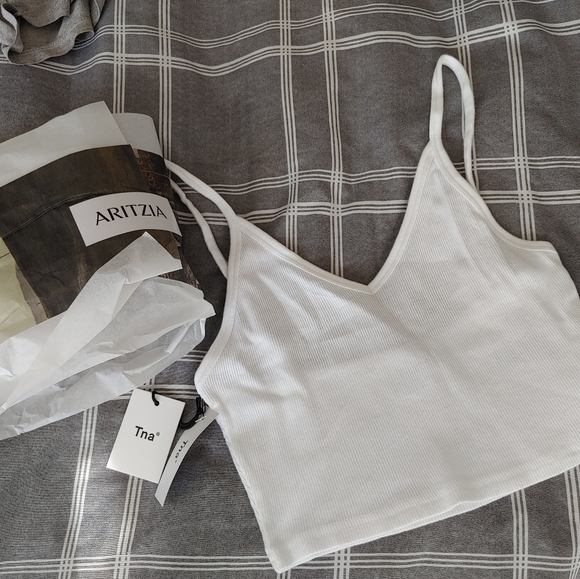 NWT TNA aritzia diablo tank white - Picture 8 of 9